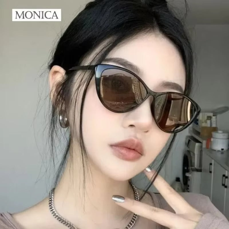 Small Frame Vintage Cat Eye Sunglasses