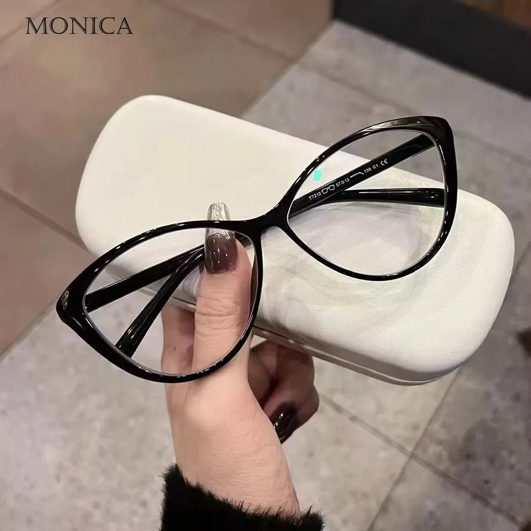 Small Frame Vintage Cat Eye Sunglasses