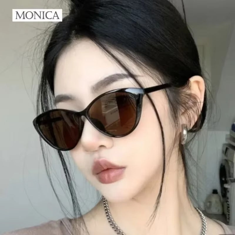 Small Frame Vintage Cat Eye Sunglasses